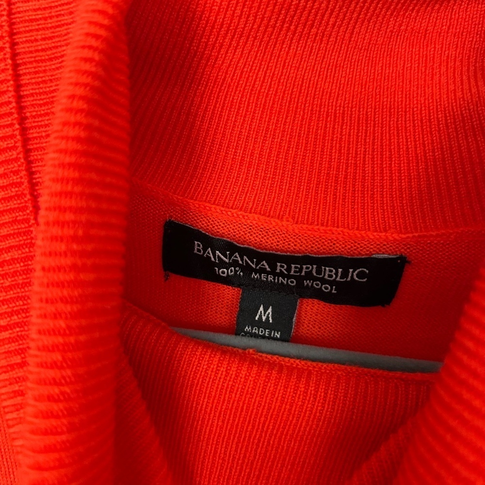 NWT Banana Republic Merino Wool Turtleneck - Picture 4 of 6